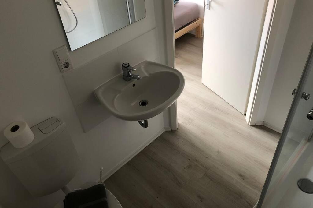 Apartment 3 *